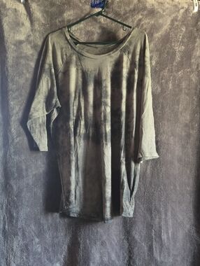 torrid Tie-Dye Scoop Neck Tunic Top